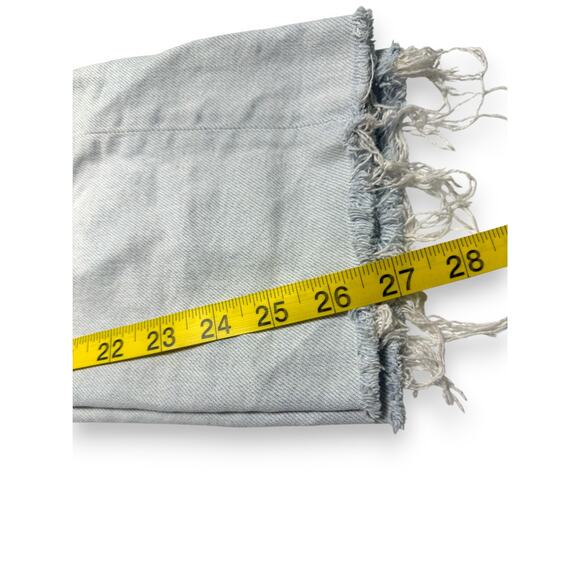 Madewell Distressed Light Wash Raw Hem Jeans Size 30 - Picture 8 of 13